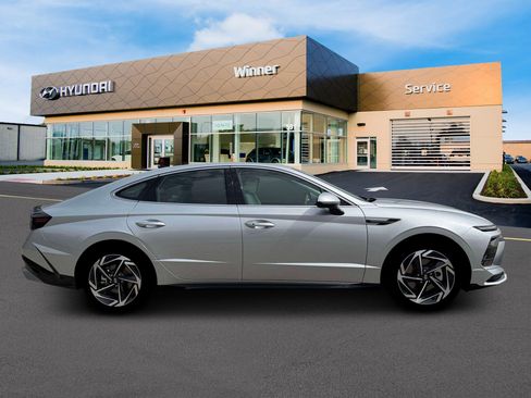 New 2026 Hyundai Sonata SEL image 9