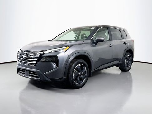 Used 2024 Nissan Rogue SV FWD image 4
