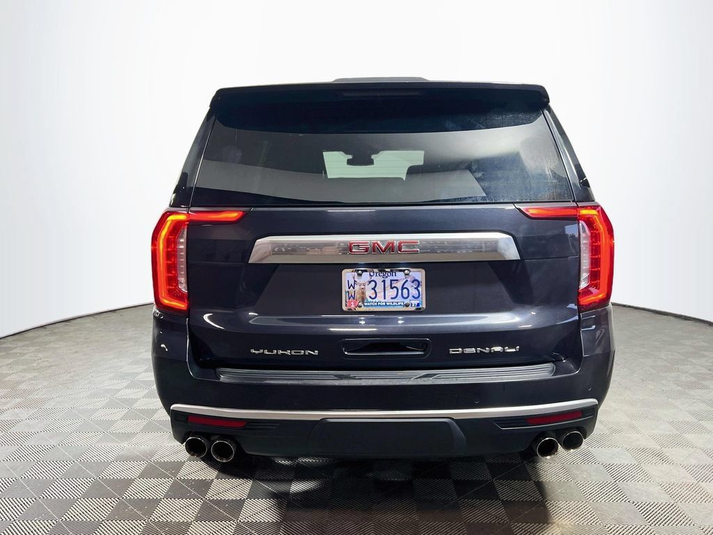 Used 2023 GMC Yukon XL Denali AWD/4WD image 6