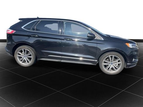 Used 2019 Ford Edge Titanium w/ Equipment Group 301A AWD/4WD image 6