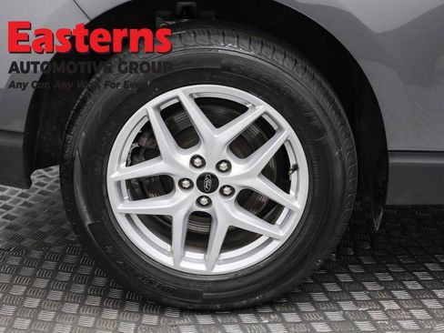 Used 2024 Ford Edge SEL AWD/4WD image 30