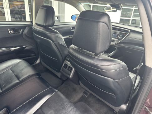 Used 2017 Toyota Avalon XLE w/ Carpet Mat Package FWD image 25