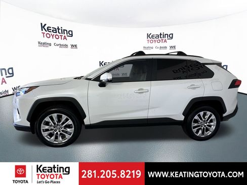 Used 2025 Toyota RAV4 XLE Premium image 8