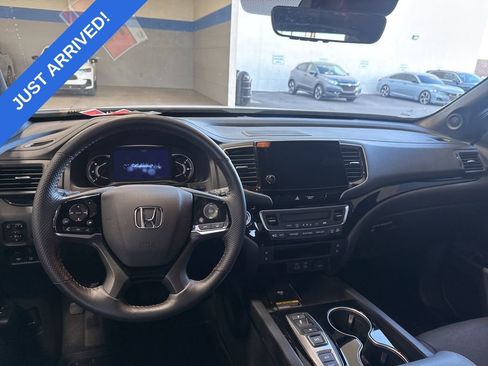 Used 2024 Honda Passport Black Edition image 6