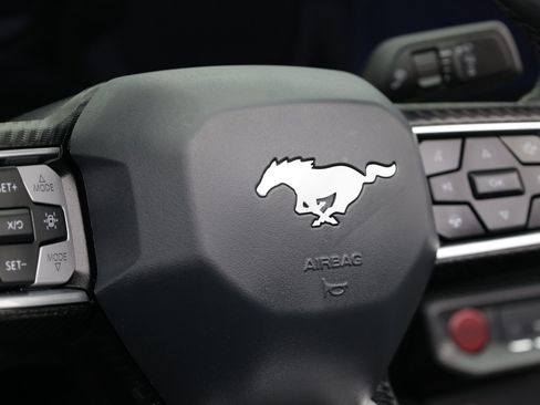 Used 2025 Ford Mustang Premium RWD image 16