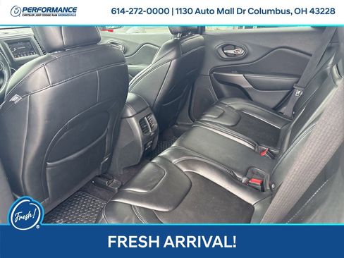 Used 2019 Jeep Cherokee Latitude Plus w/ Cold Weather Group image 13