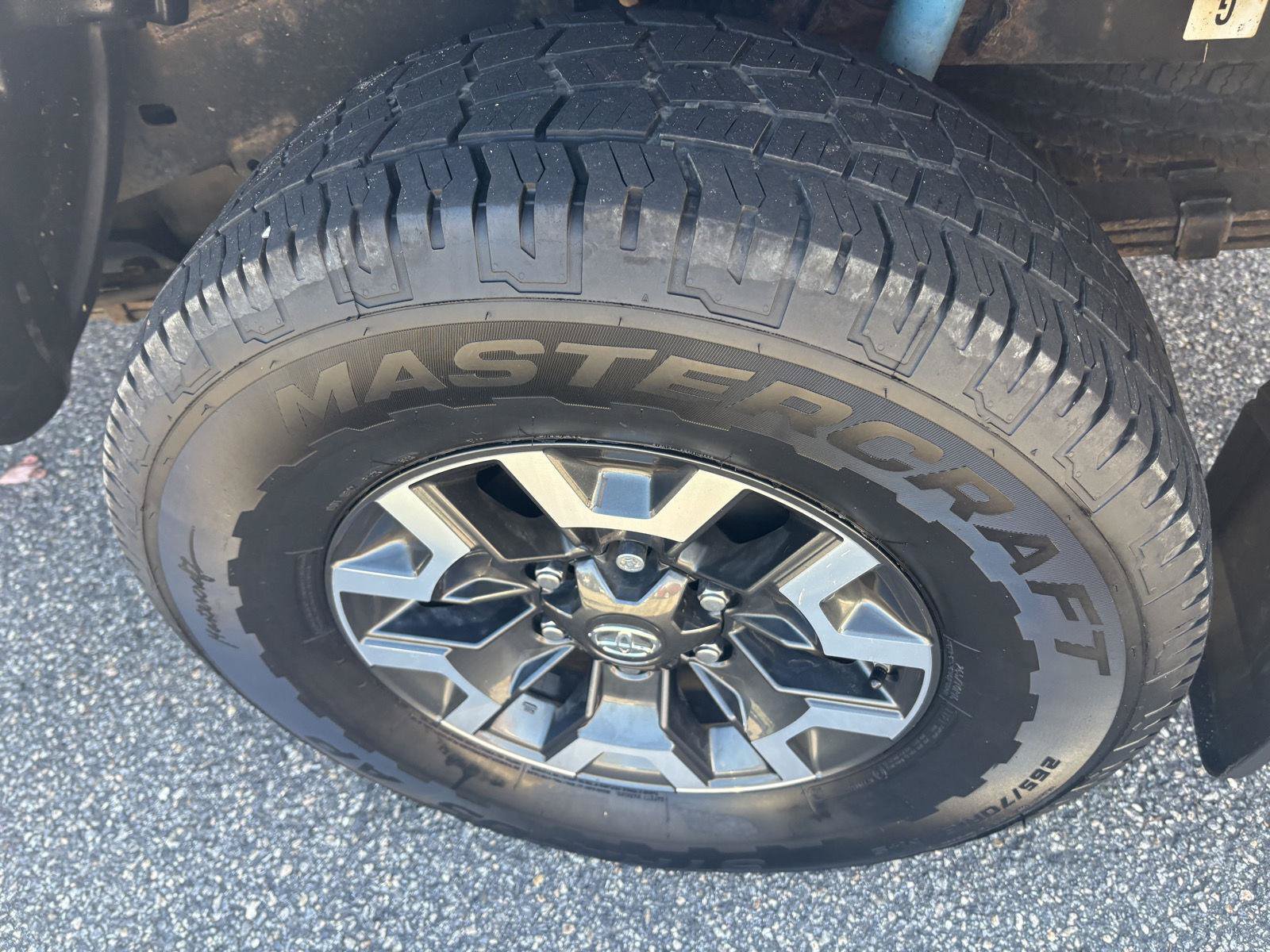 Used 2016 Toyota Tacoma TRD Off-Road w/ Towing Package AWD/4WD image 26