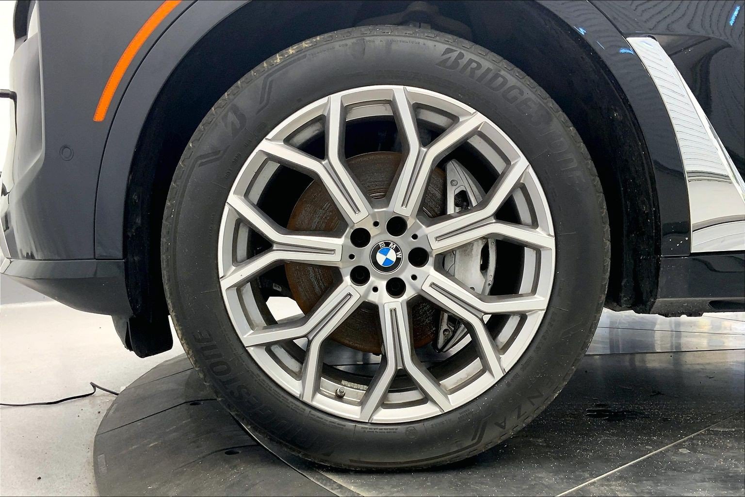 Used 2024 BMW X7 xDrive40i w/ Executive Package AWD/4WD image 11