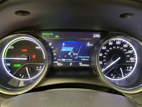 Certified 2019 Toyota Camry XLE w/ Driver Assist Package FWD image 18