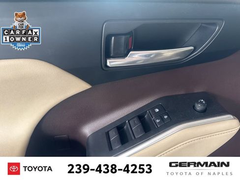 Used 2022 Toyota Highlander XLE image 18