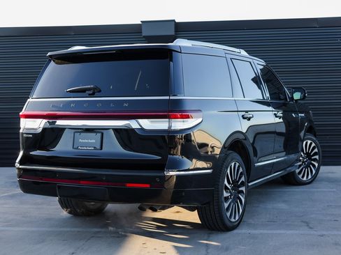 Used 2024 Lincoln Navigator Black Label image 7