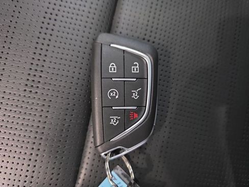 Certified 2023 Cadillac Escalade Sport w/ LPO, ONYX Package image 39