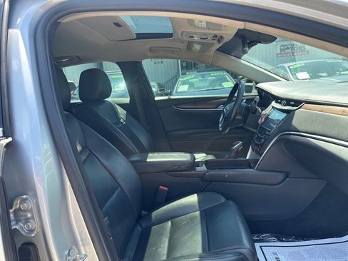 Used 2018 Cadillac XTS Luxury FWD image 13