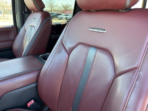 Used 2019 Ford F150 Platinum w/ Equipment Group 701A Luxury image 15