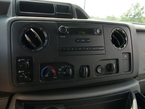 Used 2014 Ford E-350 and Econoline 350 XL w/ Power Windows & Locks Group RWD image 24