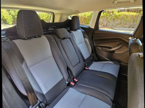 Used 2018 Ford Escape SE w/ SE Sync 3 Package AWD/4WD image 28