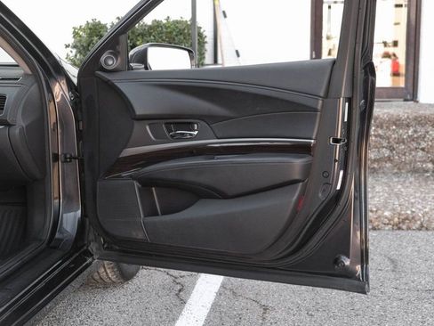 Used 2014 Acura RLX w/ Technology Package image 37