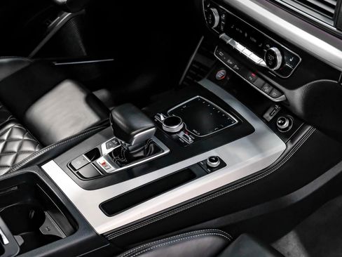 Used 2018 Audi SQ5 Prestige w/ Prestige Package AWD/4WD image 31