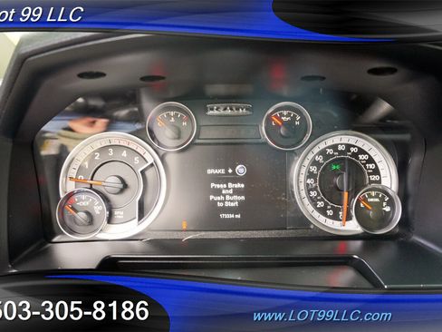 Used 2018 RAM 2500 Laramie w/ Sport Appearance Group AWD/4WD image 21