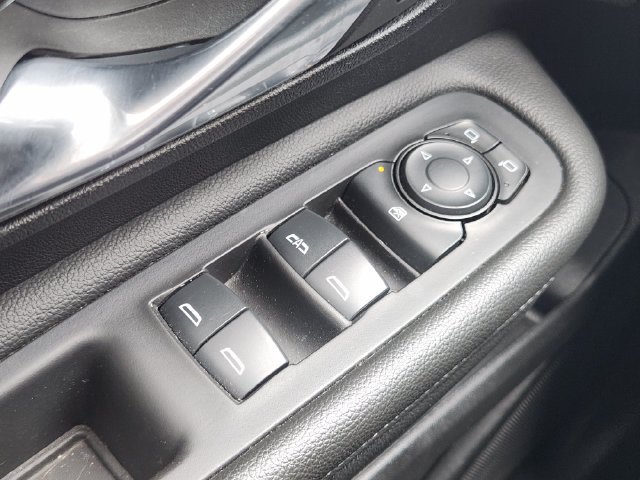 Used 2024 GMC Terrain SLE AWD/4WD image 22