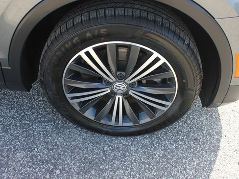 Used 2019 Volkswagen Tiguan S image 49