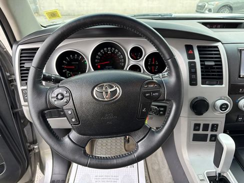 Used 2008 Toyota Sequoia Limited RWD image 33