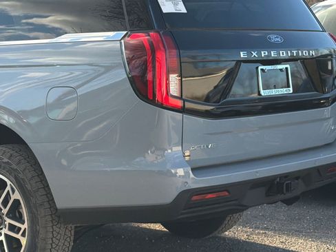 New 2025 Ford Expedition Max Active AWD/4WD image 6