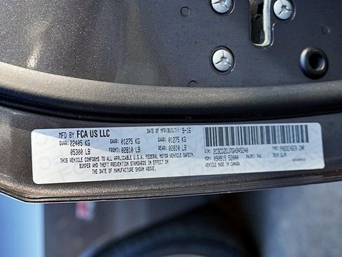 Used 2016 Dodge Challenger SRT w/ Technology Group image 35