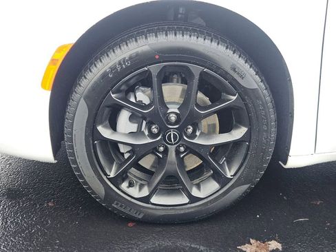 New 2026 Chrysler Pacifica Limited w/ S Appearance Package image 43