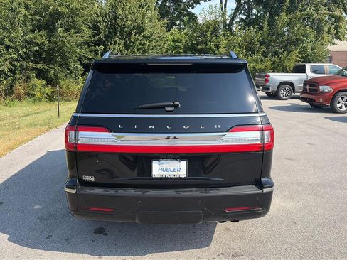 Used 2018 Lincoln Navigator Reserve w/ Technology Package AWD/4WD image 4