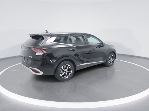 Used 2025 Kia Sportage EX FWD image 8