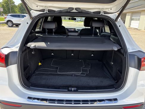 Used 2023 Mercedes-Benz GLA 250 4MATIC image 6