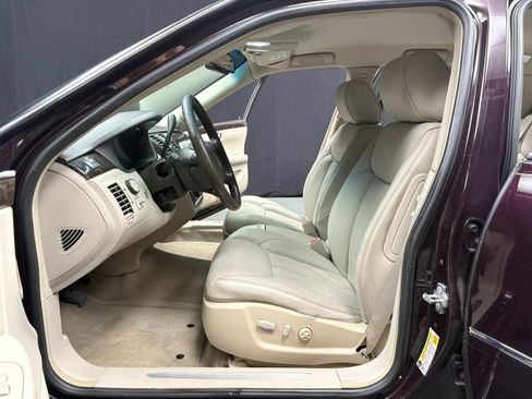 Used 2008 Cadillac DTS FWD image 26