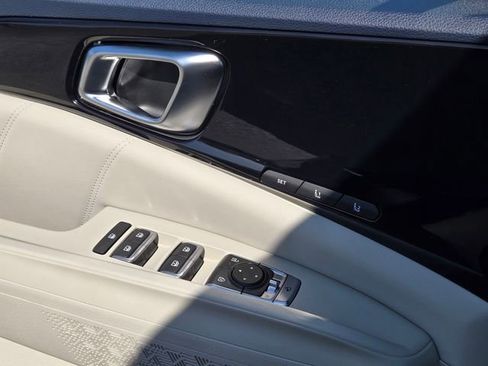 New 2026 Kia Carnival SX Prestige FWD image 18