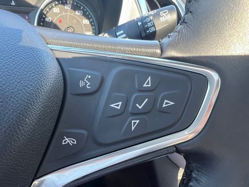 Used 2020 Chevrolet Equinox LT image 9