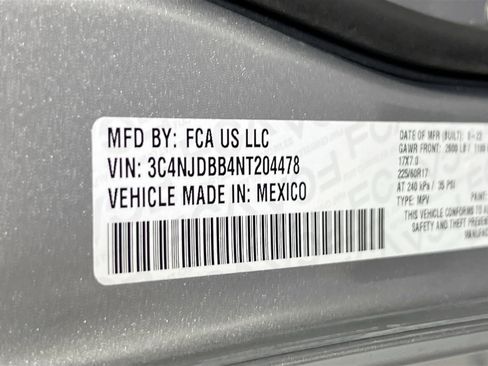 Used 2022 Jeep Compass Latitude w/ Convenience Group image 29