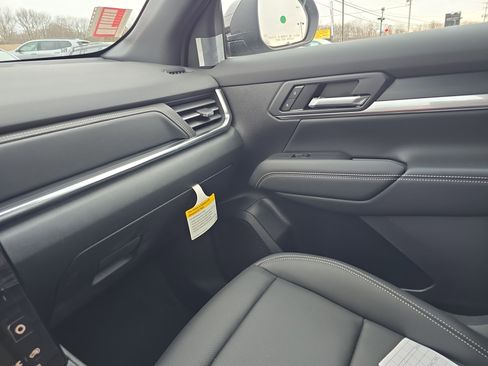 New 2026 GMC Terrain Elevation image 32