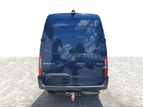 Used 2026 Mercedes-Benz Sprinter 2500 image 4