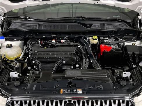 Used 2026 Lincoln Corsair Premiere FWD image 13