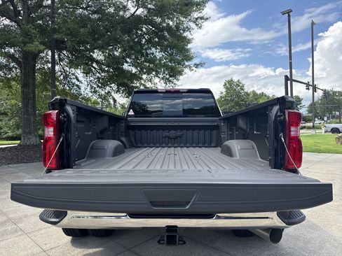 New 2026 Chevrolet Silverado 3500 LT w/ All Star Edition AWD/4WD image 17