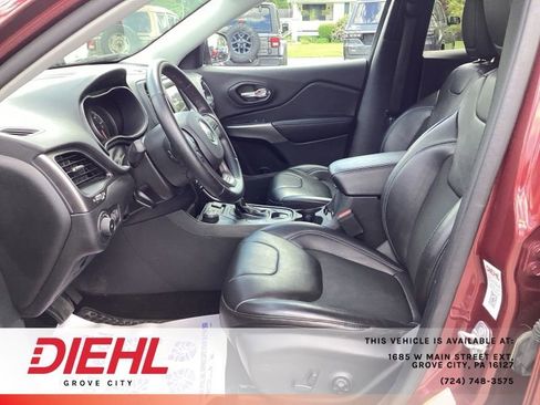 Used 2020 Jeep Cherokee Latitude Plus w/ Cold Weather Group AWD/4WD image 24