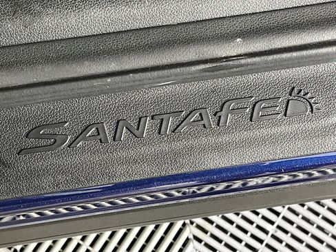 Used 2020 Hyundai Santa Fe SEL image 34