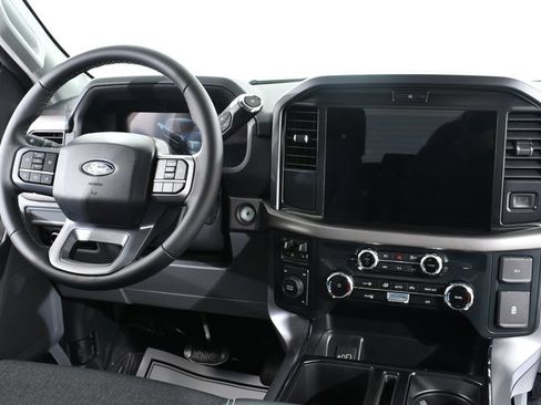 New 2026 Ford F150 XLT w/ XLT Chrome Appearance Package AWD/4WD image 8
