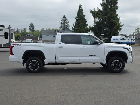 New 2026 Toyota Tundra SR5 AWD/4WD image 7