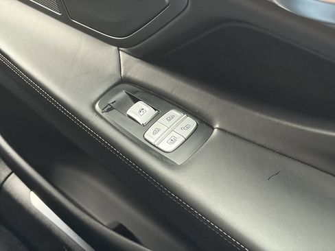 Used 2017 BMW 750i xDrive image 19