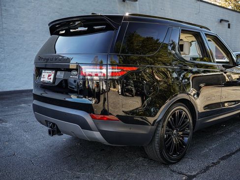 Used 2019 Land Rover Discovery HSE image 15