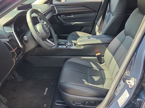 Used 2026 MAZDA CX-50 AWD 2.5 S w/ Premium Package image 9