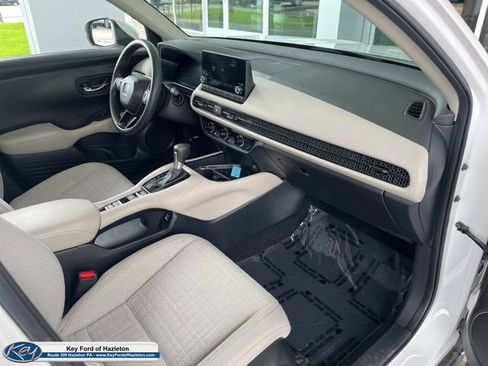 Used 2023 Honda HR-V LX image 10