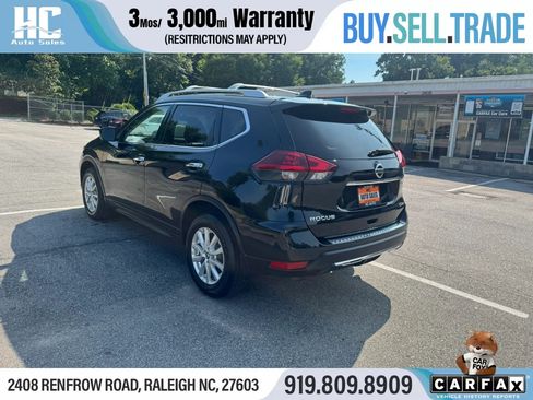 Used 2018 Nissan Rogue SV w/ Sun & Sound Touring Package AWD/4WD image 3