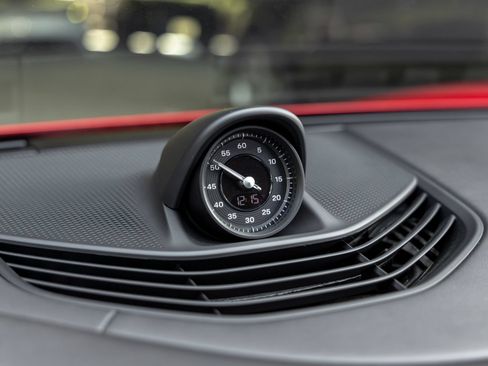 Certified 2024 Porsche Taycan Turbo AWD/4WD image 33